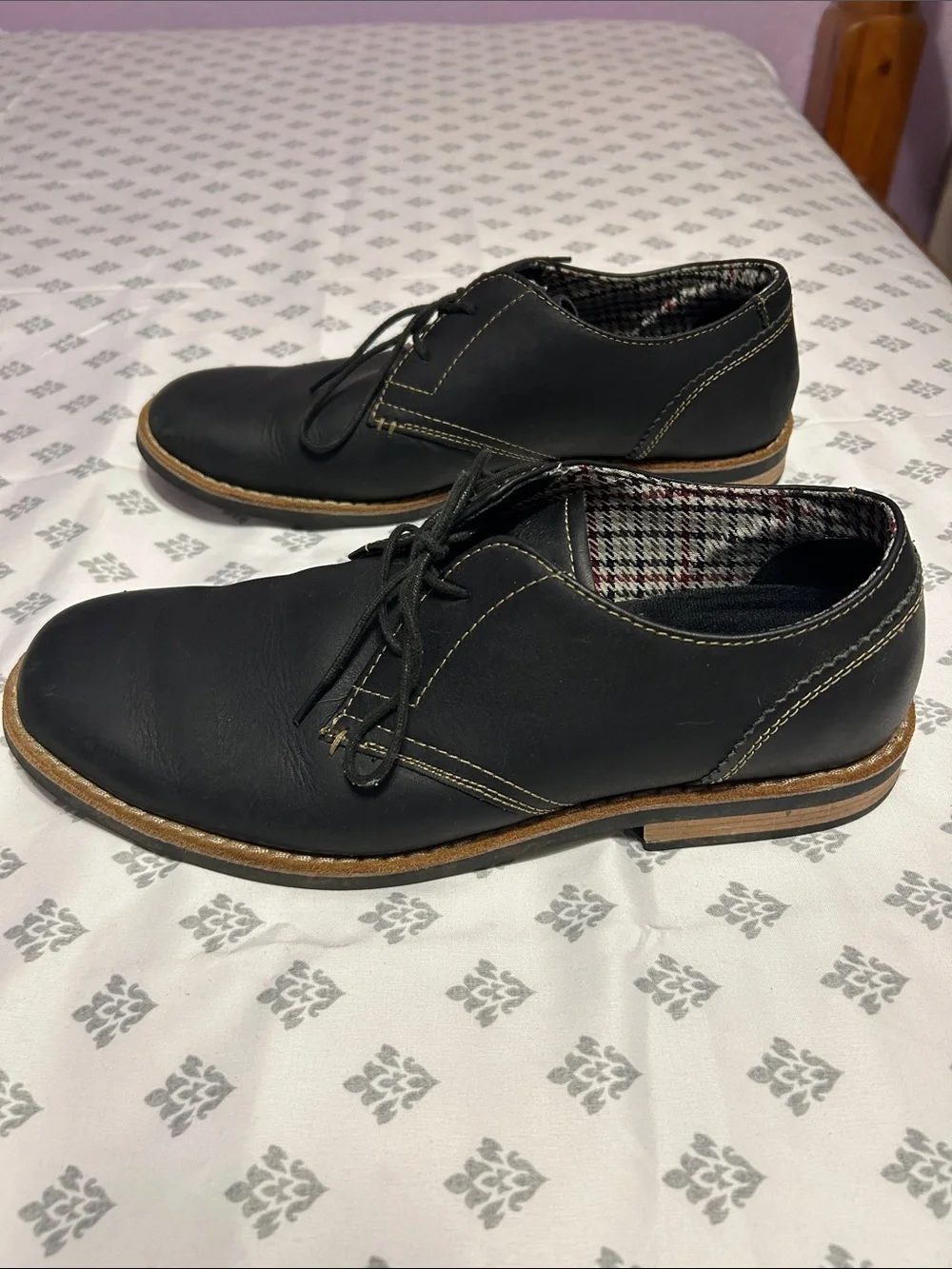Original Penguin Black Leather Lace-Up Oxfords with Tan Trim